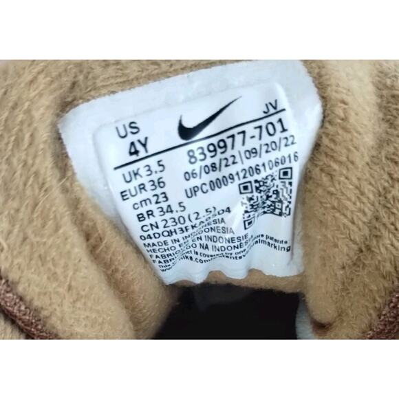 Nike Youth 4Y Court Borough Mid GS Wheat/Gold Athletic Hi-top B-ball Sneakers - Picture 5 of 15